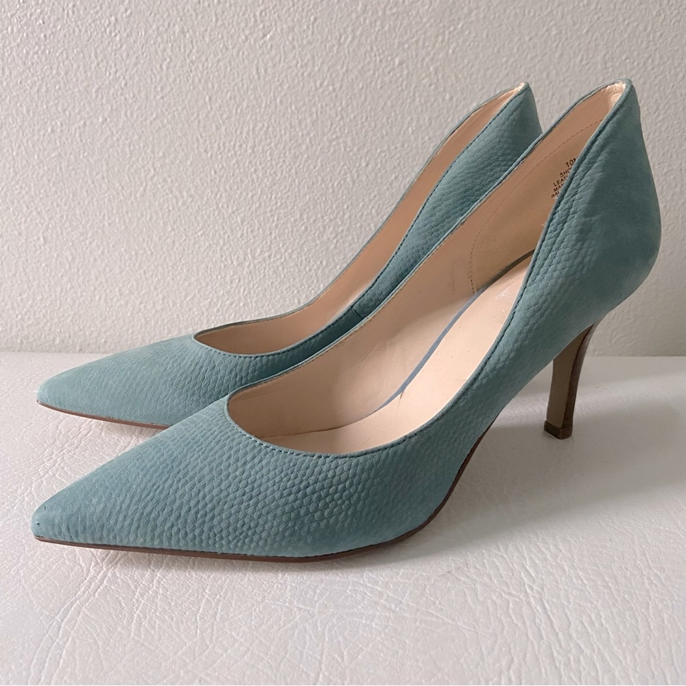 Nine West Showmeo Powder Blue Suede Point Toe Pump Heels Size 10